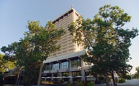 Hotel Cherno More